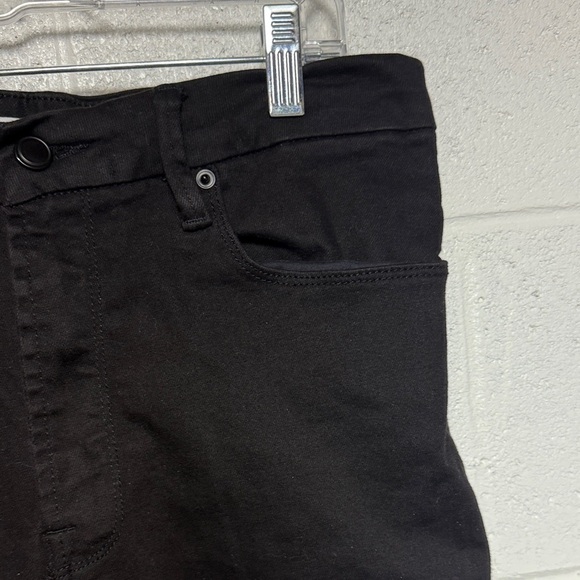 Good American Women's Good Curve Straight Leg Black Jeans - Picture 6 of 12